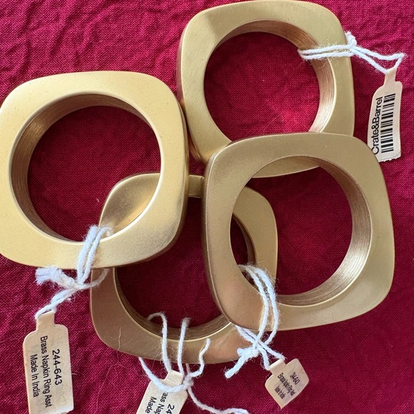 Crate&Barrel Other - Crate&Barrel Brass Napkin Rings (set of 4)